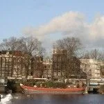 Canal en Amsterdam, Holanda