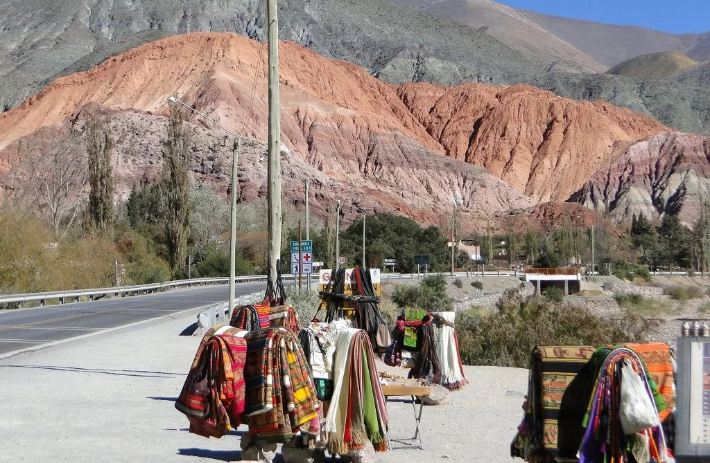 Acceso a Purmamarca