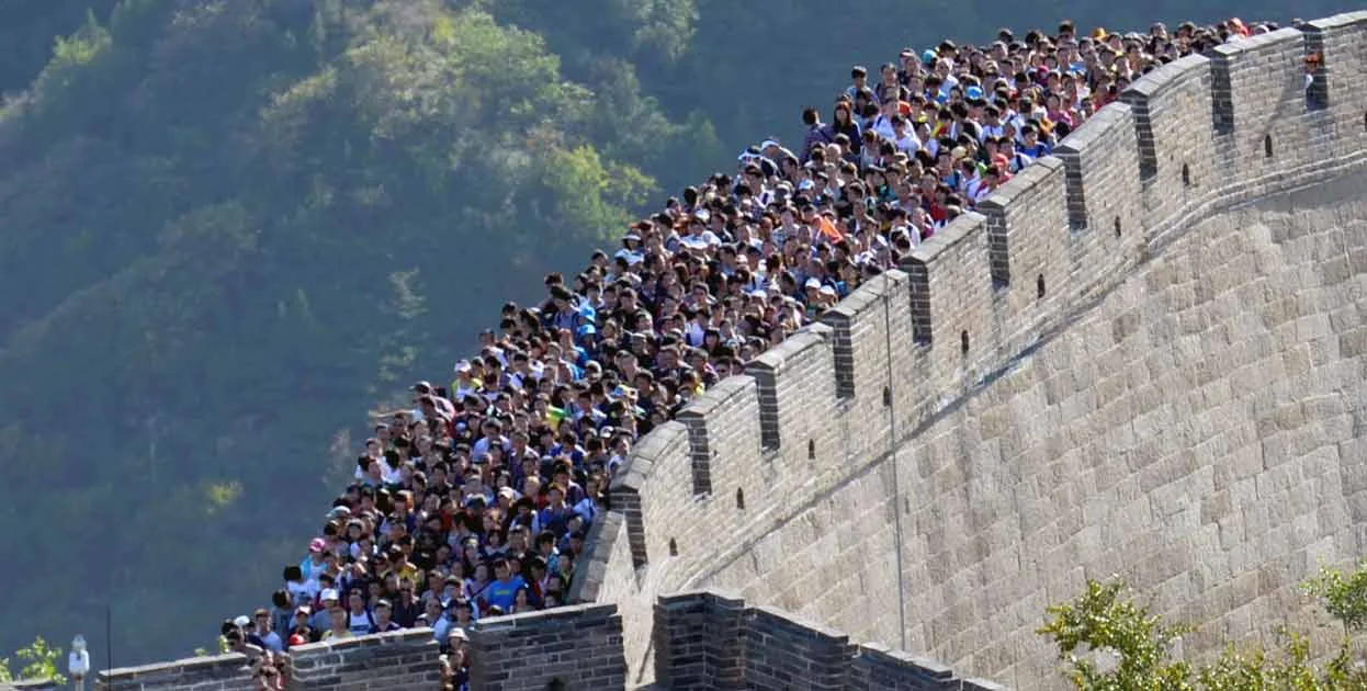 Muralla China llena de gente
